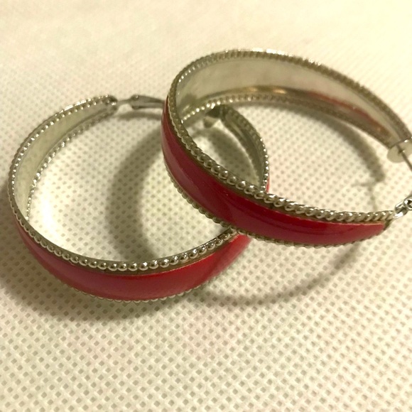 4 Pairs of Private Gallery Earrings!! - Picture 1 of 7